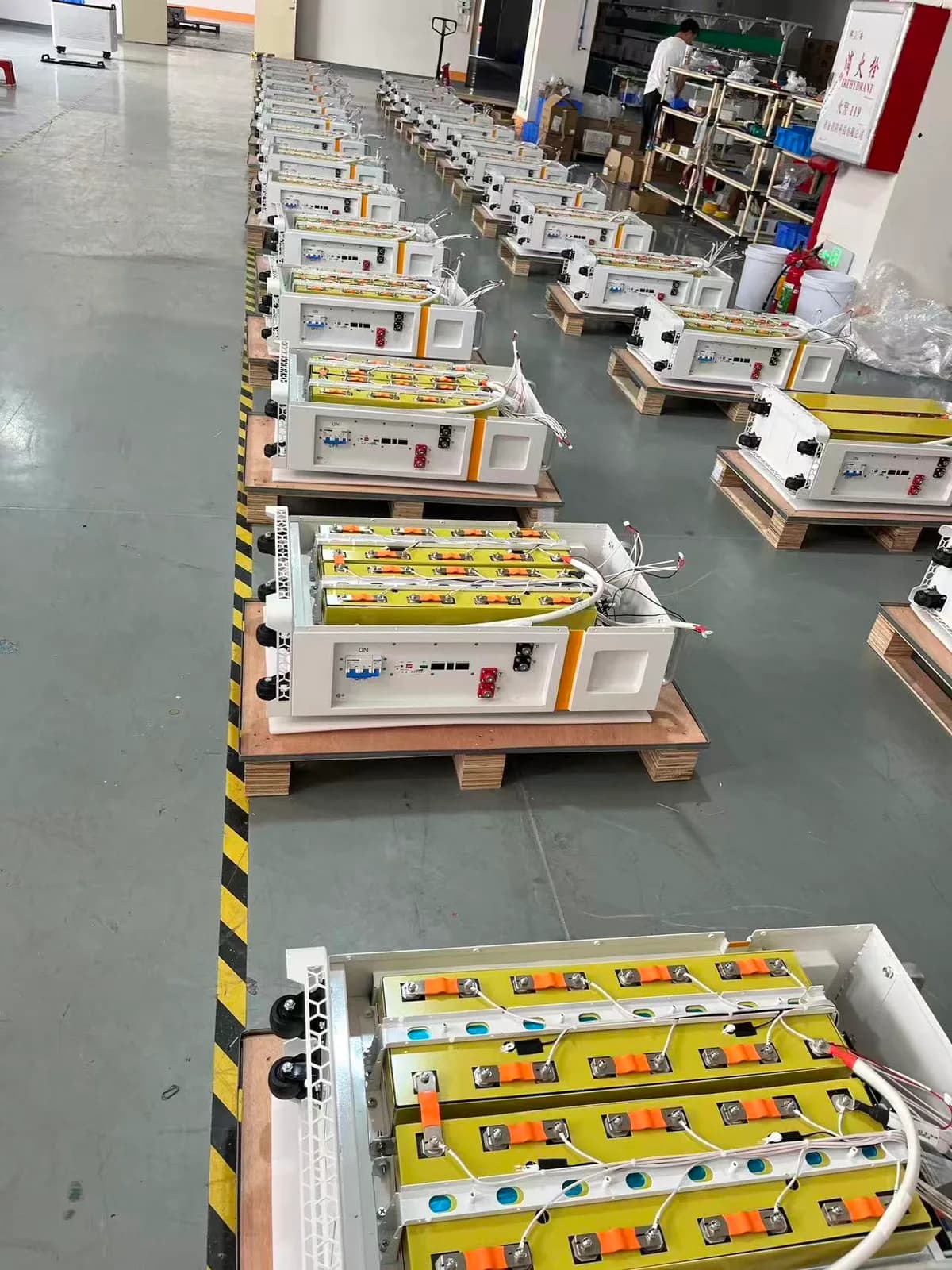 Baterie LiFePO4 48V (51.2V) 330Ah, 17 kWh Stocare Rezidențială Solarescu BL-EP48330, Celule EVE MB 31, Smart BMS JK 200A - poza 7
