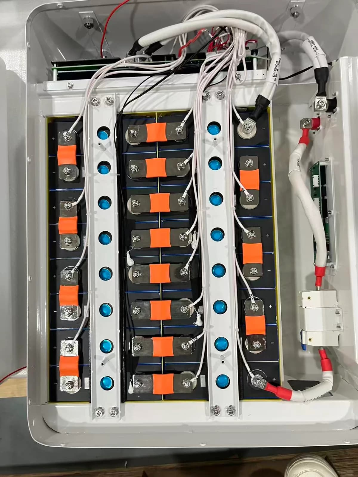 Baterie LiFePO4 48V (51.2V) 100Ah, 5.12 kWh Stocare Rezidențială Solarescu BL-WP48100, Celule EVE Grade A, Smart BMS JK 150A - poza 10