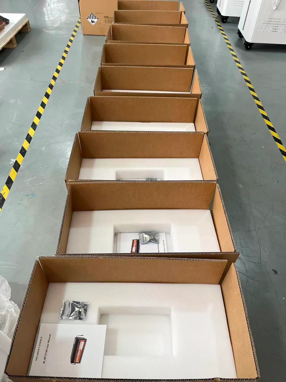 Baterie LiFePO4 Solarescu BL-BP24100 24V (25.6V) 100Ah, 2.56 kWh, Celule EVE Grade A, Smart BMS JK cu Bluetooth - poza 5