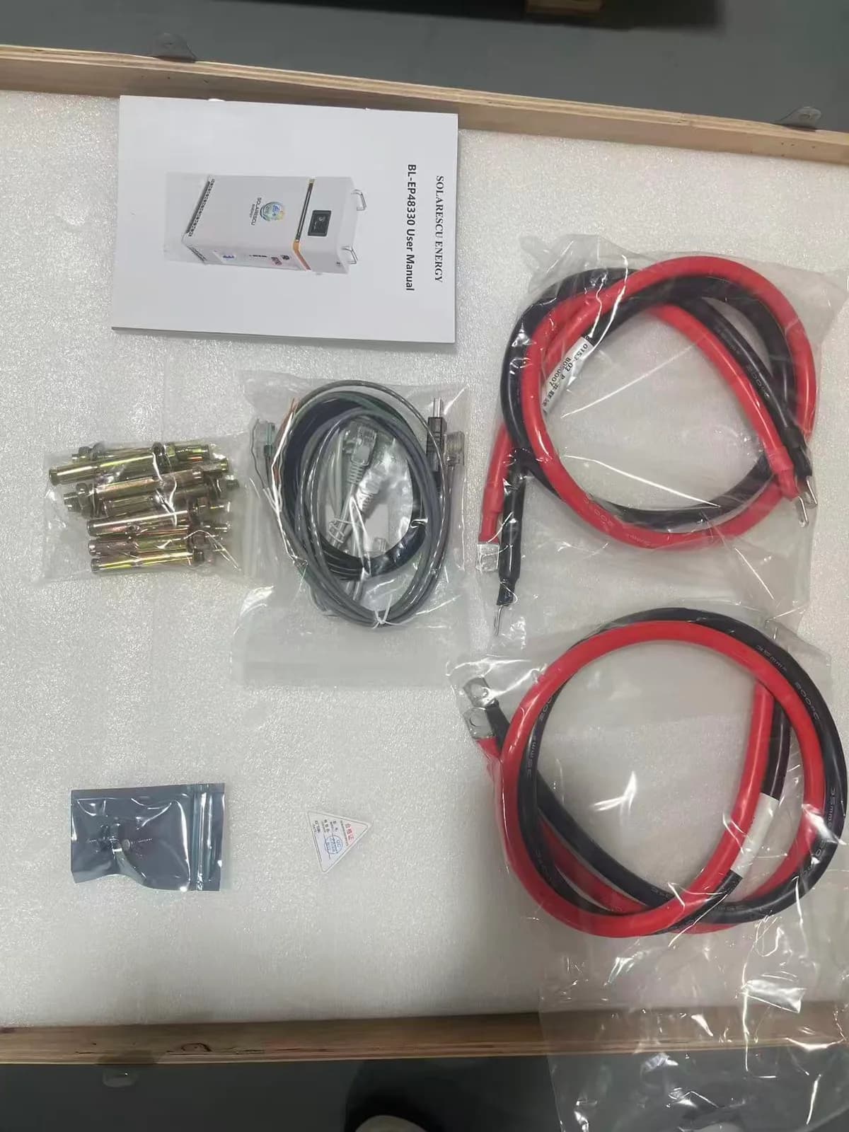Kit Fotovoltaic Off-Grid Solarescu 9 kW: Invertor Growatt 12kW, 20x Panouri N-Type TOPCon 450W (9kW), Baterie LiFePO4 17 kWh (51.2V 330Ah) EVE & BMS JK - poza 9