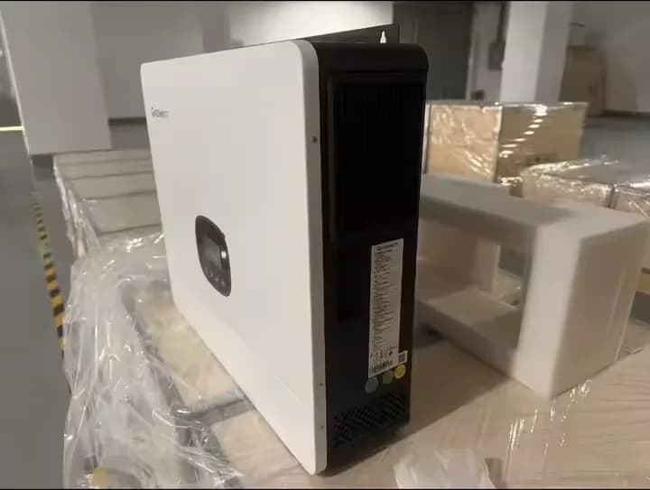 Invertor Solar Hibrid Growatt SPE 12000 ES, 12kW, 48V, Monofazat, 2x MPPT 550V, Modul Shine WiFi-F Pro Inclus - poza 2