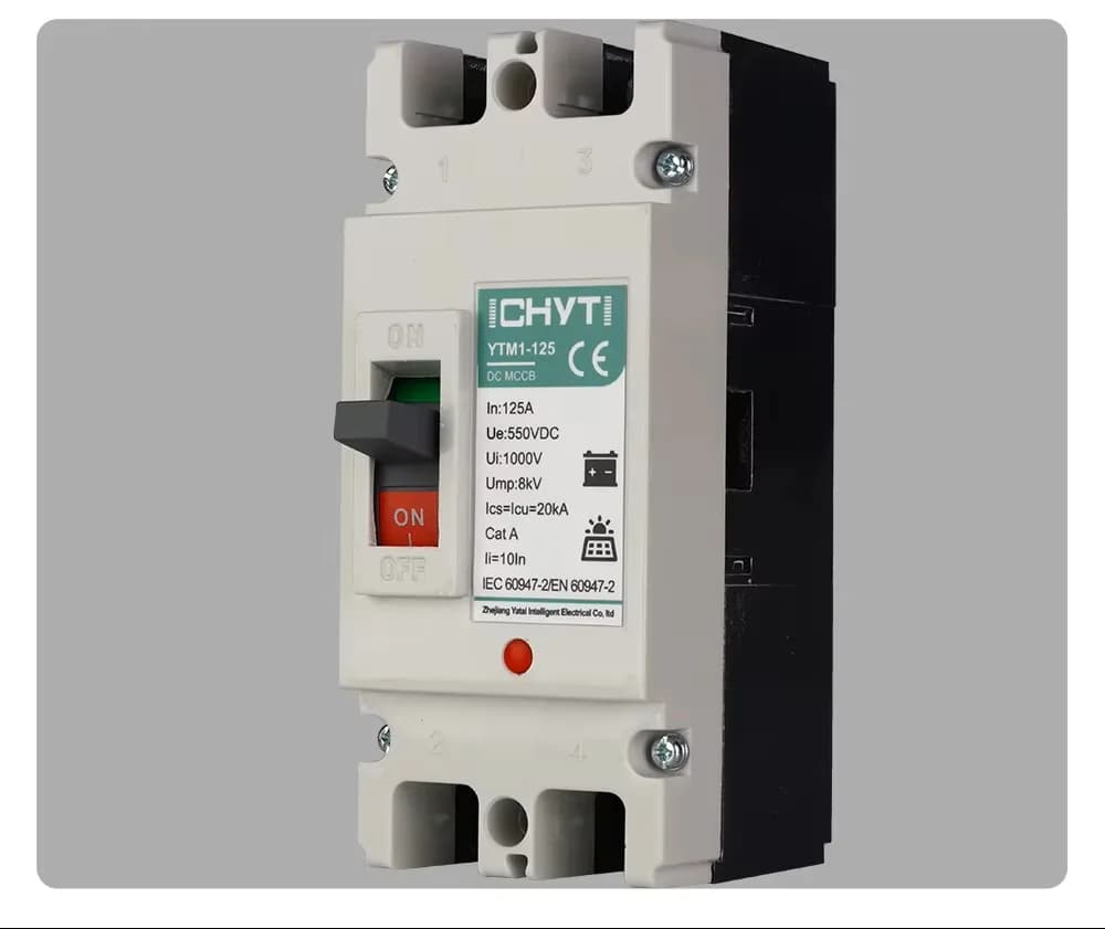 Siguranță Automată MCCB DC 125A, 550V DC (Disjunctor carcasă turnată panouri fotovoltaice / baterii)